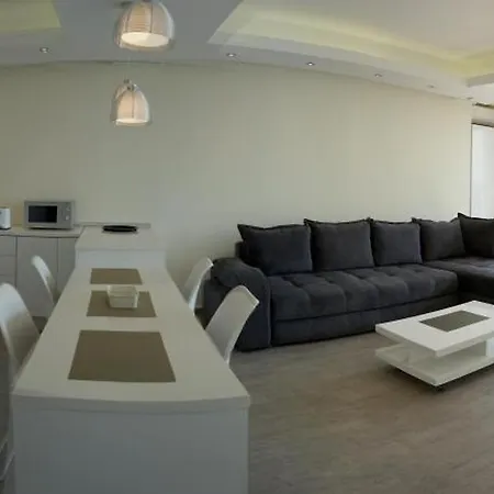 Sophia 1 Apartment Mamaia